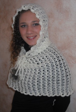 PONCHO POMPÓN (cód. 212) - 25 € -