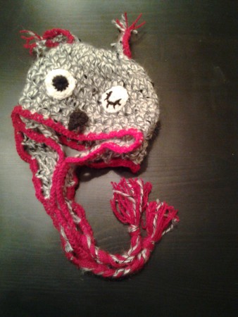 GORROS (códs. 334; 334 A; 334 B) - 7 € -